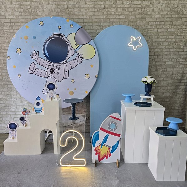 Alugue Tema Para Festa Decoração Astronauta Tecido ( Modelo 3 )