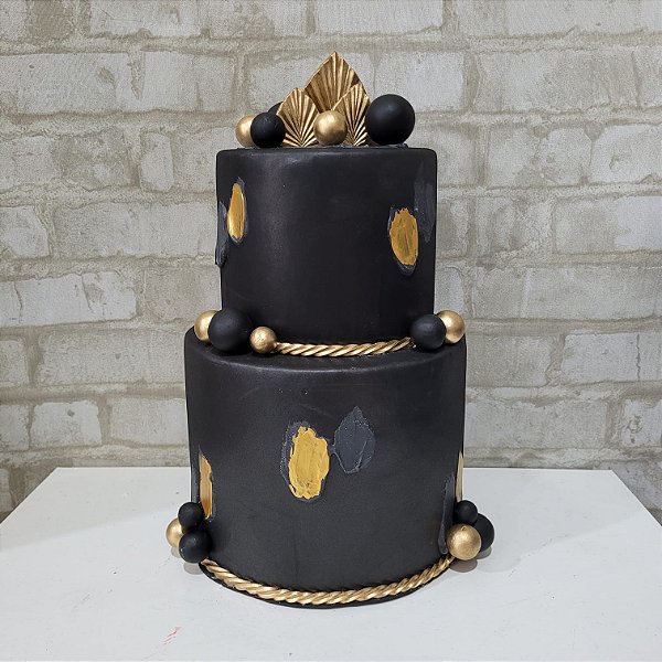 Alugue Bolo Fake Tema - Preto com Dourado