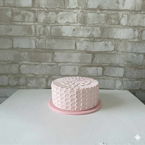 Alugue Bolo Fake Cenográfico Espatulado Rosa