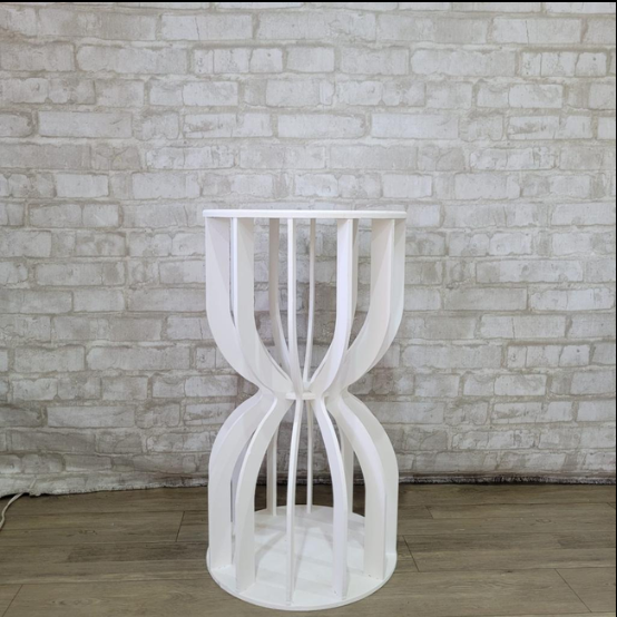 Alugue Mesa Ampulheta Branco M