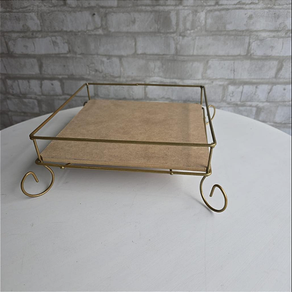 Alugue Bandeja Laminada Dourado