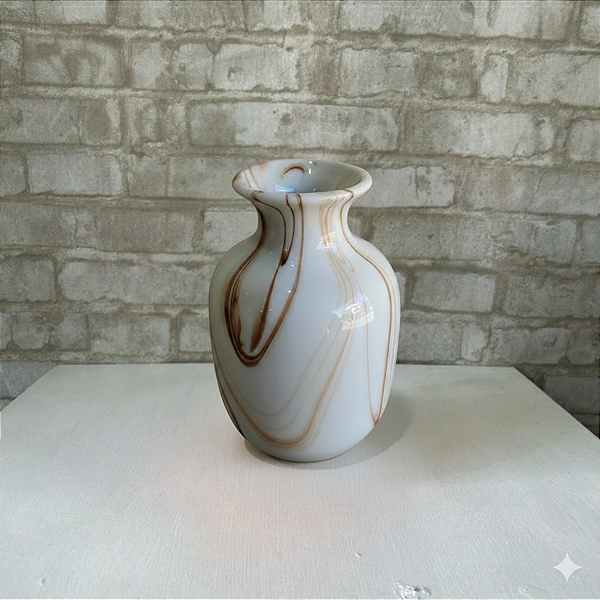 Alugue Mini Vaso de Porcelana Branco com Detalhe Marrom