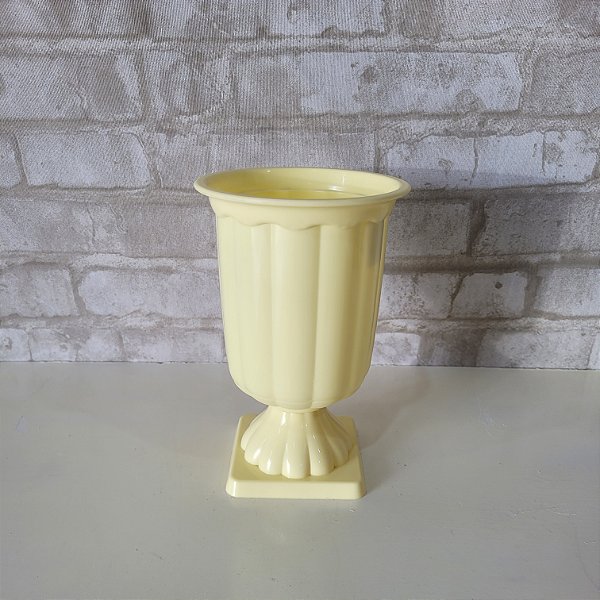 Alugue Vaso Grego Amarelo Candy P