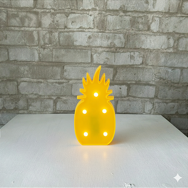 Alugue Abacaxi de LED Amarelo Lúminaria (Pilhas não inclusa)