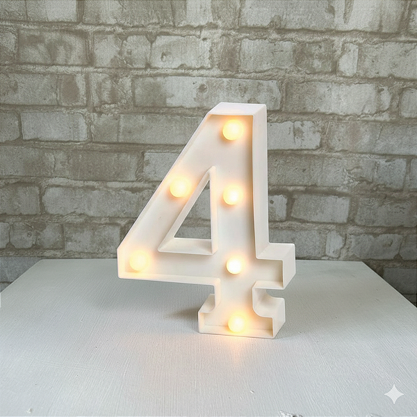 Alugue Número 4 de Mesa em LED (Pilhas não inclusa)