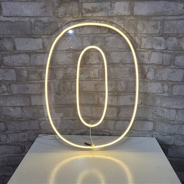 Alugue Número 0 de Chão em LED Acrílico Branco Quente