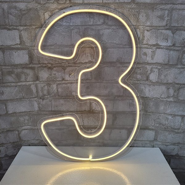 Alugue Número 3 de Chão em LED Acrílico Branco Quente