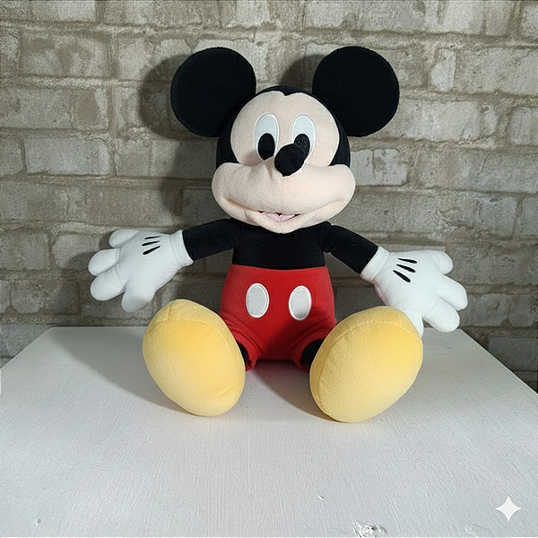 Alugue Pelúcia do Mickey