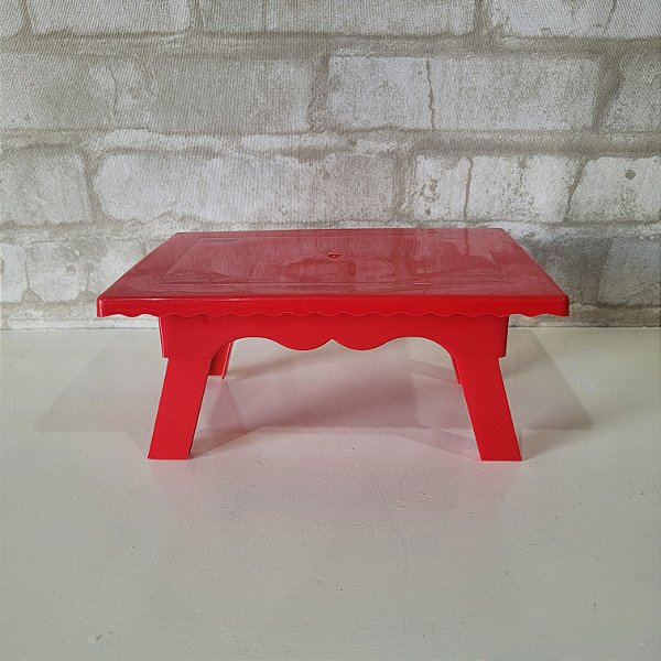 Alugue Mesinha de Doce Vermelho