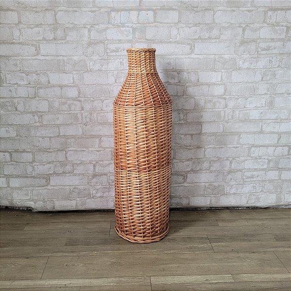 Alugue Vaso de Chão de Vime G