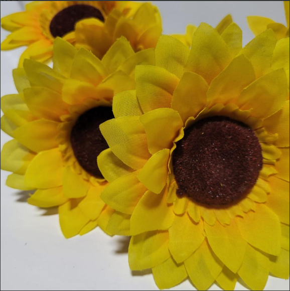 Alugue Mini Arranjo de Flor Artificial - Girassol