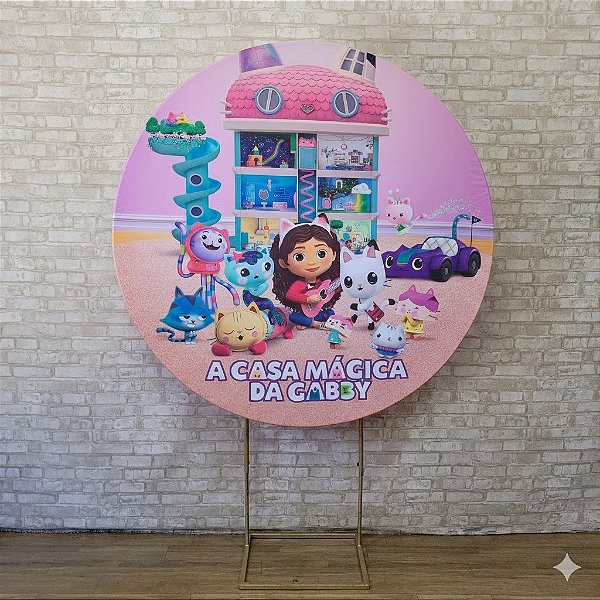 Alugue Estrutura Painel Redondo e a Capa de Tecido do Tema - Casa Mágica da Gabby
