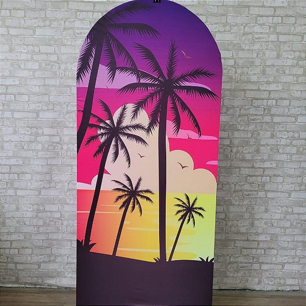 Alugue Estrutura Painel Romano e a Capa de Tecido do Tema - Tardezinha