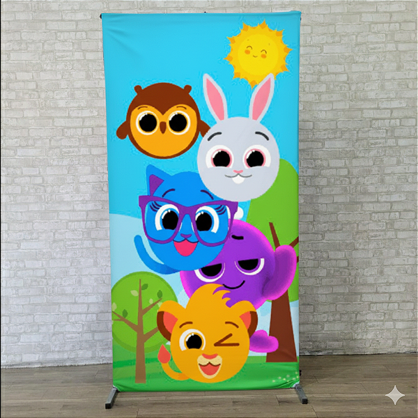 Alugue Estrutura Painel Romano e a Capa de Tecido do Tema - Bolofofos