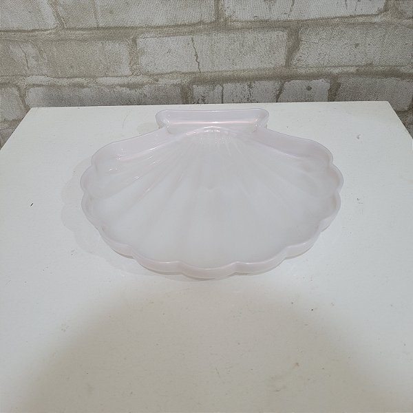 Alugue Bandeja de Concha - Branca