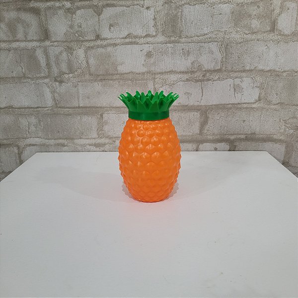 Alugue Item Decorativo - Mini Abacaxi Plástico
