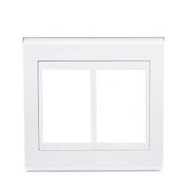 Placa 4X4 6 Posições Branco com Branco Style Refinatto
