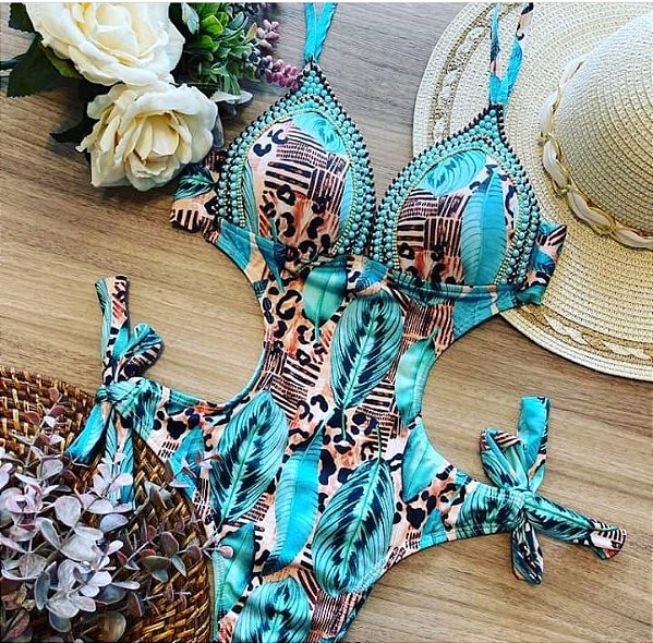 MAIÔ BORDADO (Estampado Pluma Azul)