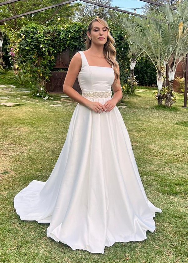 VESTIDO DE NOIVA JOIA RARA COM FAIXA BORDADA