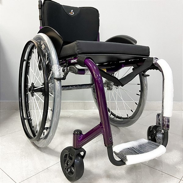 Cadeira de Rodas Monobloco Sigma Smart Violeta c/ Preto Promoção