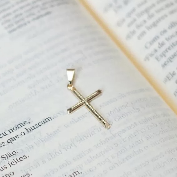 Pingente cruz