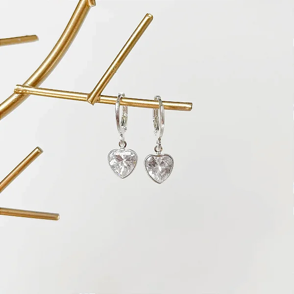 Brinco argola coração