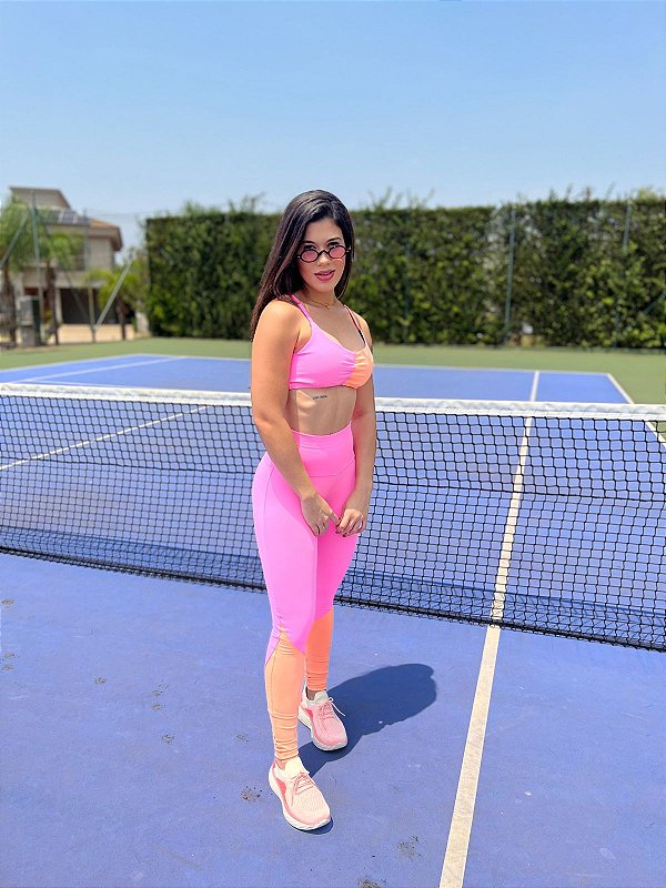 Calça rosa com laranja