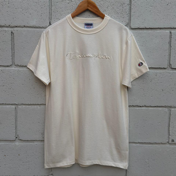 Camiseta Champion Pes Mc Script Natural Off White