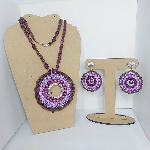 Conjunto colar e brincos