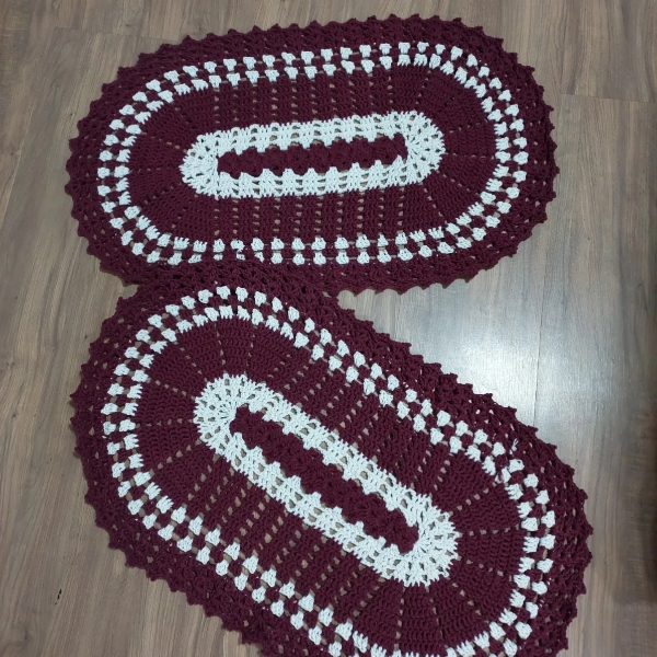 Conjunto tapetes 2 peças