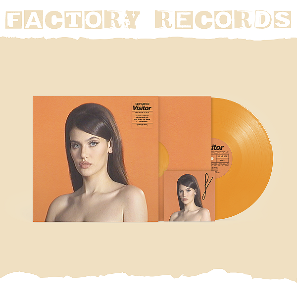 Sienna Spiro - Visitor (Standard - Arte Card Autografado) - LP