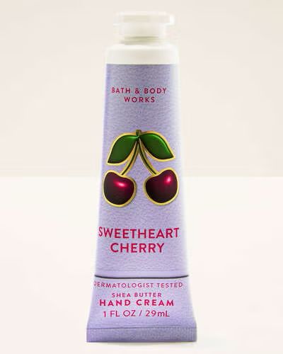 Creme para Mãos Sweetheart Cherry - Bath and Body Works