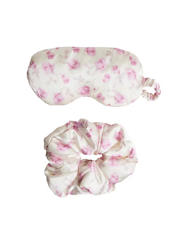 LoveShackFancy x Kit Goody com Máscara de Dormir e Scrunchie (Rosa/Sterling Dusk)