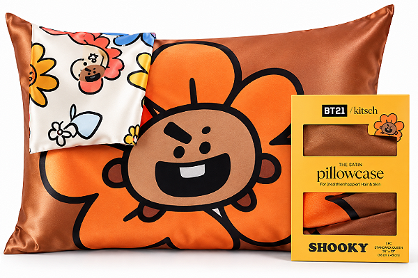 Fronha de Cetim Kitsch x BT21 SHOOKY Standard/Queen 66 x 48 cm – Edição Especial