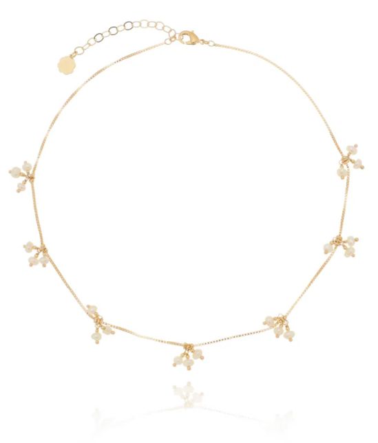 COLAR COM PERÓLAS BRANCAS