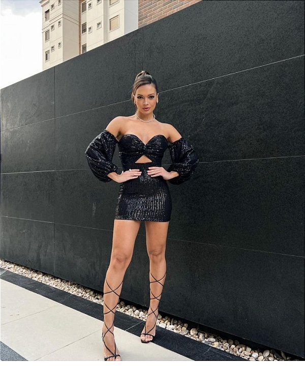 Vestido Curto em Paetê Vick