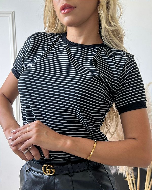 TSHIRT FEMININA ALGODÃO COM ELASTANO LISTRADA PRETA