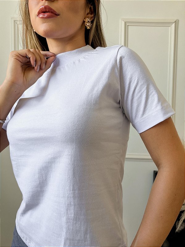 TSHIRT FEMININA ALGODÃO GOLA ALTA BRANCA
