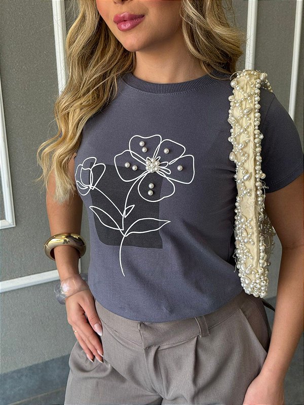 TSHIRT FEMININA ALGODÃO  FLOR PÉROLAS / CINZA CHUMBO