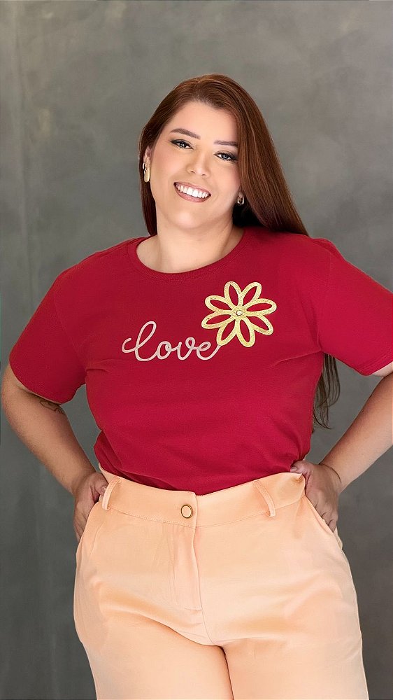 TSHIRT PLUS SIZE FEMININA LOVE APLICAÇÃO / VERMELHA