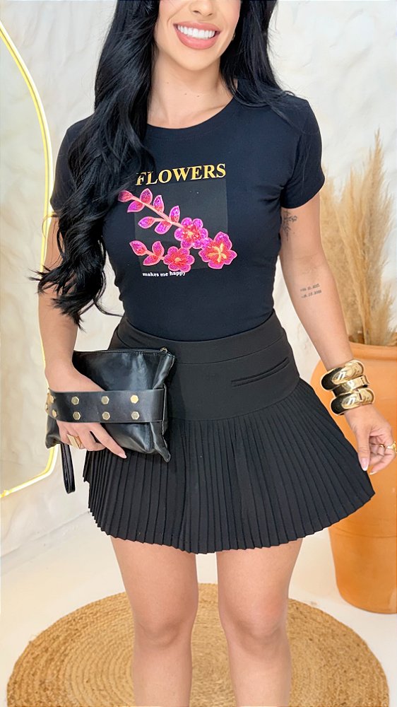 TSHIRT FEMININA ALGODÃO FLOWERS BORDADO / PRETA