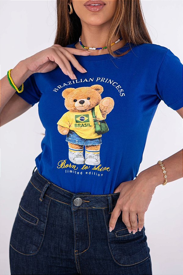 TSHIRT FEMININA ALGODÃO BRASIL URSO COM BOLSA / AZUL BIC