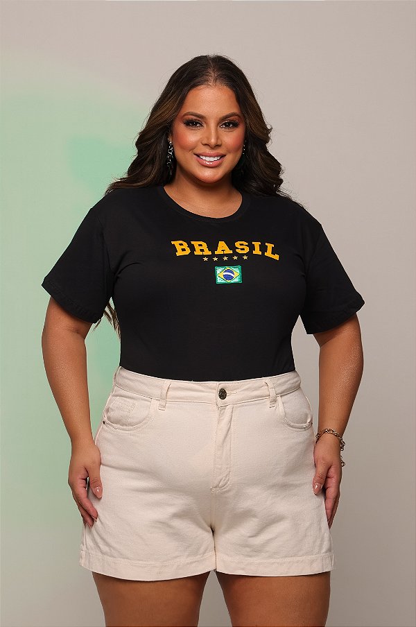 TSHIRT PLUS SIZE FEMININA BRASIL BANDEIRINHA BORDADO / PRETA