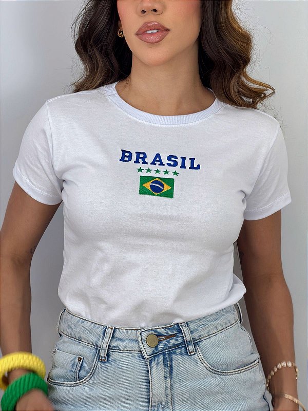 TSHIRT FEMININA ALGODÃO BORDADA BRASIL BANDEIRINHA / BRANCA