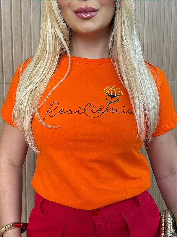 TSHIRT FEMININA ALGODÃO BORDADA RESILIENCIA / LARANJADA
