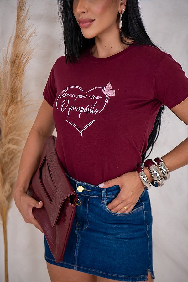 TSHIRT FEMININA ALGODÃO BORDADO LIVRE PARA VIVER O PROPOSITO / MARSALA