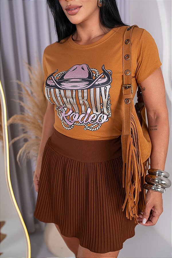 TSHIRT FEMININA ALGODÃO COUNTRY COWBOY CHAPEU / CARAMELO