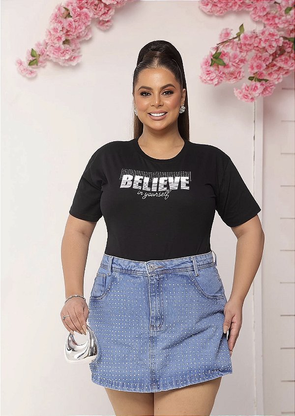 TSHIRT PLUS SIZE FEMININA BELIEVE STRASS / PRETO