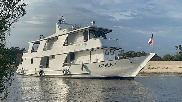 IATE AQUILA (18 pessoas)