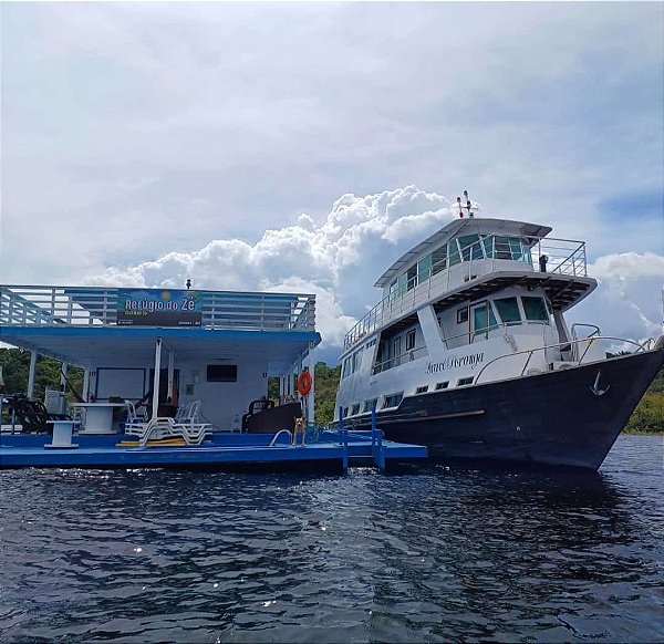 Barco Aracê Poranga (20 pessoas)